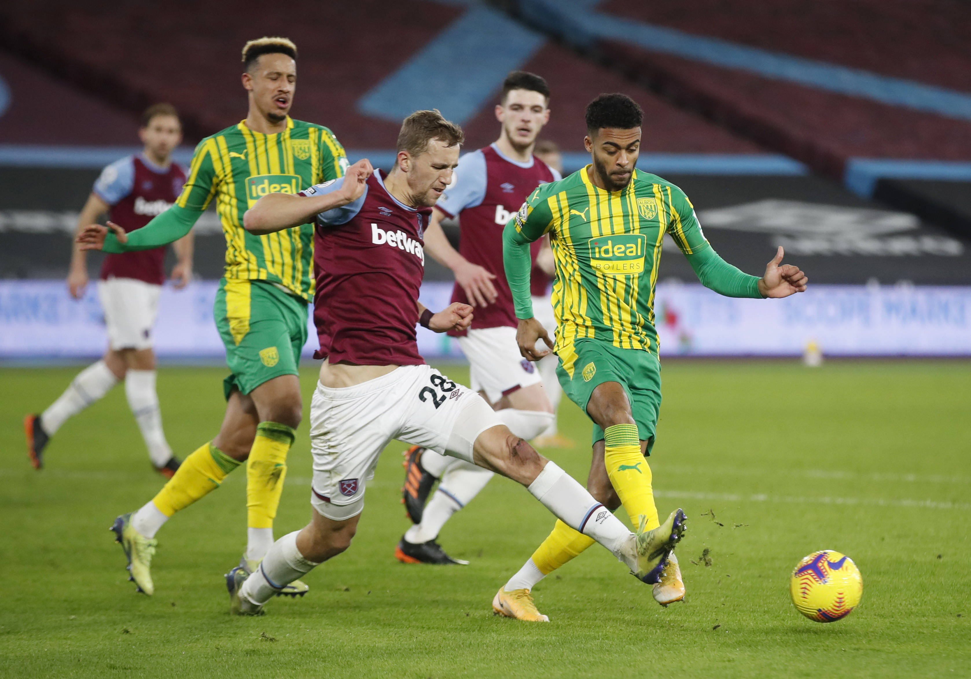 场回归激烈 场回归激烈